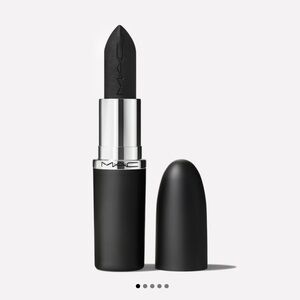 MACximal Matte Lipstick Caviar